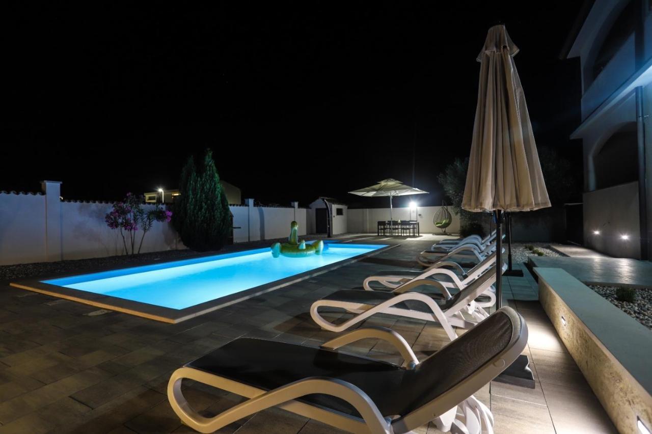 Apartment Nina With Private Pool Nova Vas (Porec) Exterior foto